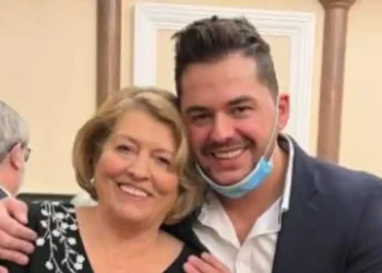 “Viti i fundit s’ka qenë i qetë”, nëna e Shpat Kasapit prek me rrëfimin e saj