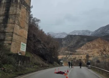 Ra aksidentalisht nga ura, humb jetën burri në vend! Dyshohet se…