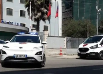 Tronditet Durrësi! Të shtënat me armë në Hamallaj pl*gosin një person, arratiset autori (EMRI)