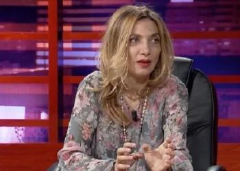 ‘Thonte gjithmonë i shkreti…’ Njihuni me ish bashkëshortin e Mimoza Ahmetit, shkrimtarin e njohur shqiptar!