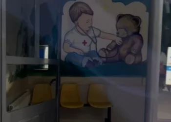 Vajzat e mitura që pëfunduan në spital konsumuan karamele me h*shash, 3 vjecarja ndodhet në intubim!