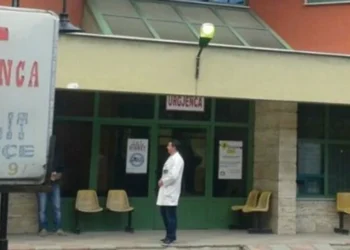 Ngjarje e pazakontë në vend! Çifti shtrohet në spital pas natës së parë të martesës, arsyeja TRONDIT!