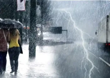 “Stuhia ciklonare pritet të prekë Shqipërinë”/ Meteorologia bën paralajmërimin: Do të…