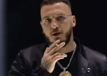 Kineze apo origjinale? Policia tregon se sa kushtuan orët e këngëtarit Mozzik