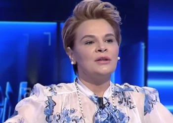 Banore apo opinioniste në BBVA? Monika Kryemadhi HABIT rrjetin me deklaratën e saj