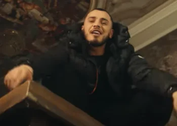 Dhimbje e madhe! Ndahet nga jeta djali i reperit të njohur shqiptar! Ja postimi rrënqethës i tij ‘Patëm nderin të kishim një engjëll…’