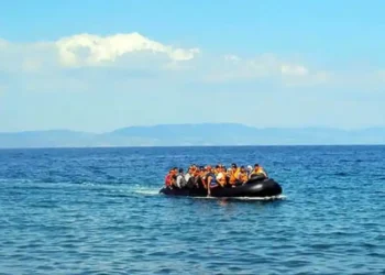 Tragjedi në det, të paktën 14 emigrantë të vd*kur pas fundosjes së gomones