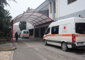 Konsumuan karamele me k*nabis, ja cfarë po ndodh me shendetin e 3 vjecares në Korcë