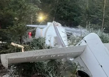 Tjetër tragjedi ajrore/ Rrëzohet avioni, raportohet për të paktën 48 të vd*kur!