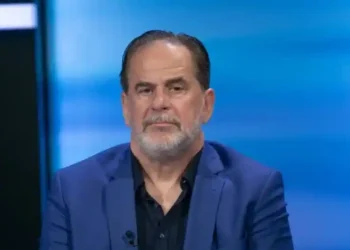 E papritur/ Ndërron jetë gazetari i njohur Artur Zheji