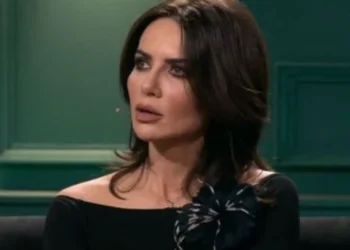 Njihuni me motrën e Grida Dumës, nuk do i besoni dot syve cfarë ylli që është!