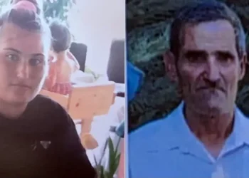 ‘Babi është rrëzuar në banjë dhe ka vd*kur…’ Vajza tjetër e familjes rrëfen se cfarë i tha e motra në telefon për të atin