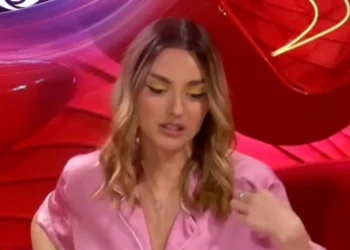 “M*njak, i ndyrë, fantazitë e tua sek*uale…”/ Ina SHPËRTHEN ndaj Stenaldos: Çdo femër që vjen…