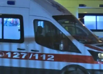 Aksident tragjik/ 35-vjeçari goditet rëndë nga një 17-vjeçar, babai i tre fëmijëve lufton për jetën (Foto)