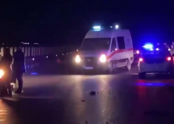 Tjetër aksident i rëndë në vend, babë e bir përplasen nga makina