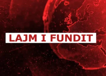 E rëndë! 19 vjecari shqiptar gjendet i p*jetë nga vëllai i tij në dhomën e gjumit