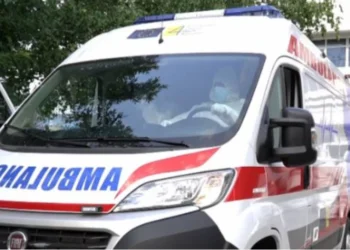 Ngjarje fatale në këtë vend! Kamoni përpIaset me autobusin, 8 v*ktima dhe 43 të tjerë të pIagosur!