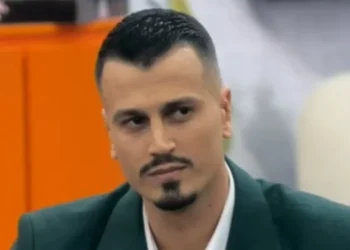 Upss! Zbulohet vajza që dikur qante me kokrra loti për Mateon dhe ai e…