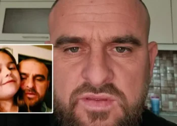 Para se të zbulohej ngjarja tronditëse, 36-vjeçari publikoi video me vajzën dhe vëmendje mori shkrimi i tij (VIDEO)
