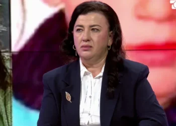 ‘Kjo dhimbje po më djeg shpirtin…’ Mamaja e Bleonës vjen me deklaratën e FORTE ‘I ati i saj as nuk e ka kërkuar njëherë…’