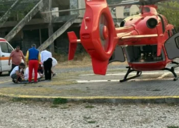 Ngjarje tronditëse në vend! 12 vjecarja konsumon një sasi tabletash me ilace, transportohet në Tiranë