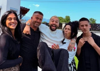 Ja paska ndjerë zemra! Ja cfarë postoi motra e Gjestit vetëm 24 orë para vd*kjes tragjike të vëllait të vogël