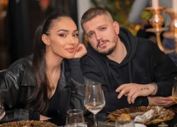 Janë ndarë apo jo, Klea Huta vendos të TREGOJE të vërtetën!