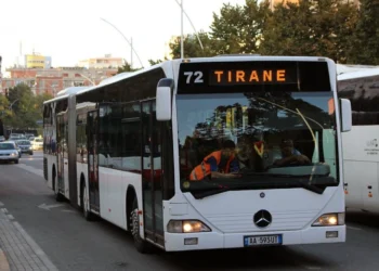 Vendim befasues: Rritet cmimi i biletes së autobusit të Kamzës, ja sa do të paguani nga nesër e në vazhdim!