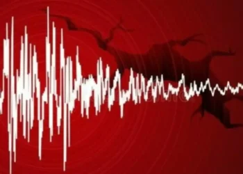 Lëkundje të forta tërmeti në vendin fqinj, mbyllen shkollat, mbi 600 raportime për dëme