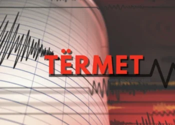 Lëkundje të forta, dalin pamje nga tërmeti në Korçë (Video)