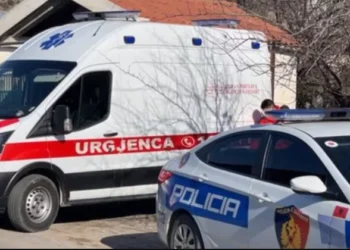 Ngjarje tronditëse në Tiranë! Bie aksidentalisht nga ballkoni, humb jetën në vend 40 vjecarja