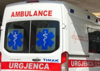 Humbi ndjenjat gjatë punës në fabrikë, ndërron jetë 21-vjeçari