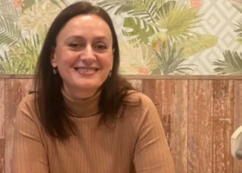 Sallata me e mire nga Blerina Bombaj per personat qe vuajne nga mungesa e hekurit