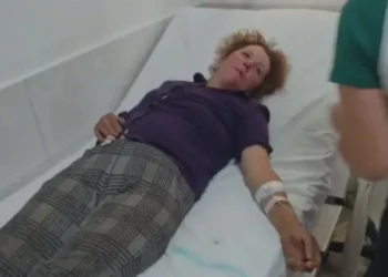 I moshuari humbi jetën nga flakët në Gramsh, nusja me lot në sy: I thërrita kur ra zjarri, kur e gjeta…