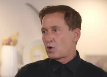 “Do të thosha se je g*y, por…”, ish banorja e BBVA shpërthen ndaj Arjan Konomit