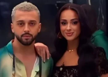 Gjesti u harrua! Kush është djali i pashëm që shfaqet në krahë të Egli Takos?