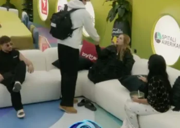 Akoma pa mbushur 24 ore,Banori merr valixhet edhe kerkon te largohet nga shtepia e Big Brother Vip ?