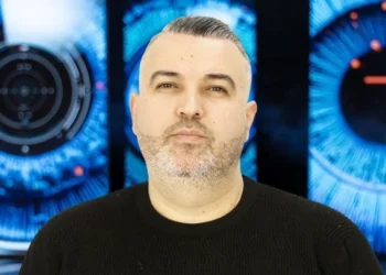 Zbulohet e shkuara e errët e Rogertit, ja cfarë paska bërë në të kaluarën