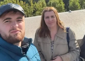 Djali e goditi 7 herë me thikë, ja si eshte sot gjendja e Nexhmije Sules