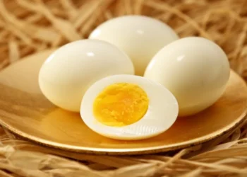 E dinit? Nëse hani një vezë në ditë do tju ulet rreziku për t’u prekur nga kjo sëmundje