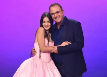 ‘Keni zënë rrënjë’, ‘Yll’,  Vajza e Ardit Gjebreas, Ana si prezantuese ndez reagime ne rrjet