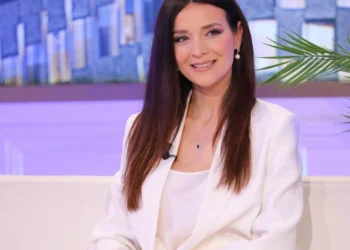 Je kaps? Zgjidhja e shpejtë dhe natyrale me kumbulla të thara Nga Diola Dosti