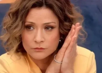 “Afera dhe ngacmime …”, Egla Ceno dë*ohet për shpifje ndaj moderatorit shqiptar