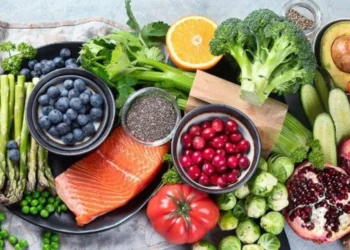 Nëse jeni 40-vjec këto janë ushqimet që duhet ti konsumoni