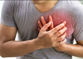 Fruti që ul rrezikun e sulmit në zemër, ja sasia që duhet të konsumoni