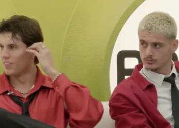 Reagojnë familjarët e Klodit pas romancës së përfolur me Londrimin