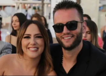 FOTO/ Arbana Osmani konfuzon rrjetin, çfarë po ndodh mes saj dhe Eduartit?