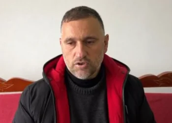 “Kisha vendosur t’i falja por tani…”/ I biri vd*q pas sulmit me th*kë, flet babai i 15-vjeçarit Erjon Boba