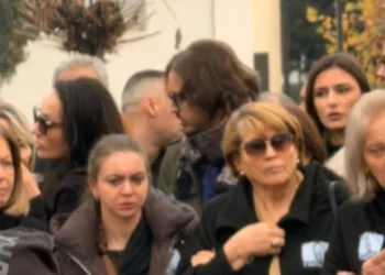 “Kishim parandjenjë …”, nëna e Shpatit zbulon detajin prekës