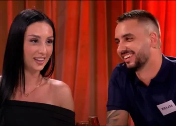 Çfarë po ndodh mes Keijsit dhe Stelinës? Banorja shfaqet e përlotur: Vazhdoj e shpresoj që mund…